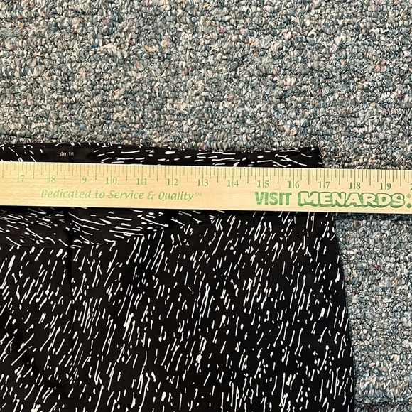 Attention slim fit pants front and back pockets size 10 - Picture 8 of 11